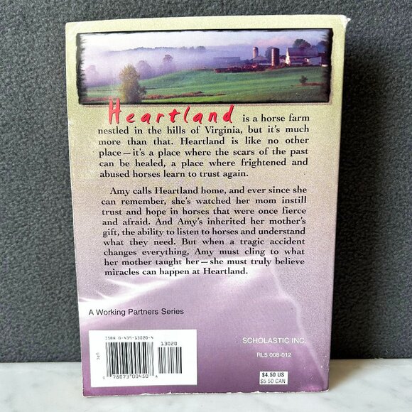 Heartland Book 1 Coming Home Lauren Brooke Paperback Healing Horses-Scholastic - Picture 6 of 6
